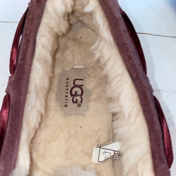 Ugg Dakota Flora Slippers - Picture 5 of 7